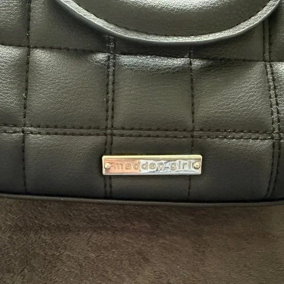 Madden Girl Black Quilted Mini Satchel Bag Top Handle Crossbody Purse - Picture 4 of 5